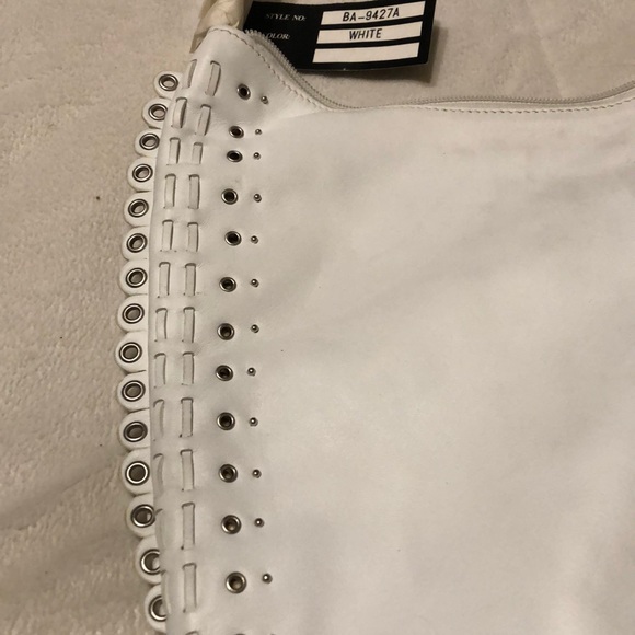 Sondra Roberts bag or satchel - Picture 3 of 5